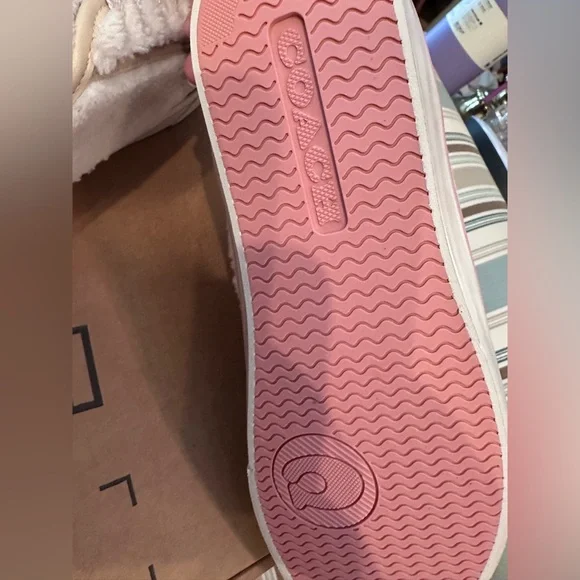 COACH CITYSOLE SHEARLING PLATFORM Lace-up Sneakers - Picture 3 of 10